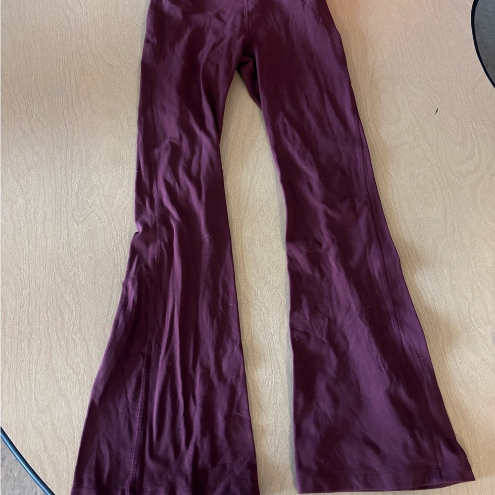 Lululemon High-Waist Flare Yoga Pants - Maroon size 4 28 inch length - Picture 3 of 7